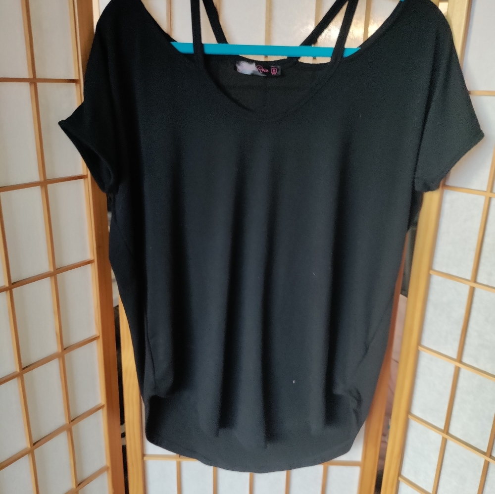 Medium Black Shiela Rose Tunic